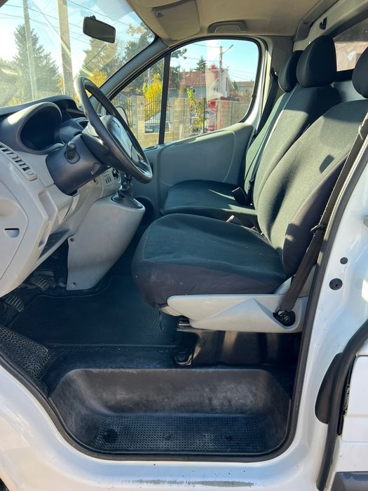 Renault Trafic   3 locuri