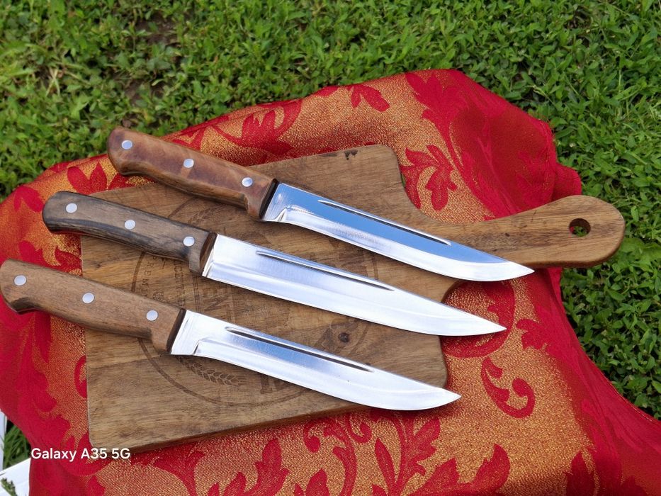 Стомана 440c дръжка орех