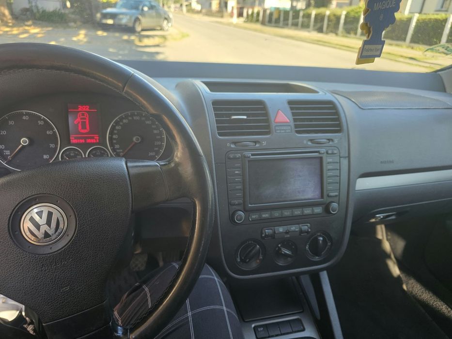 Golf 5 2004 1.6 benzina