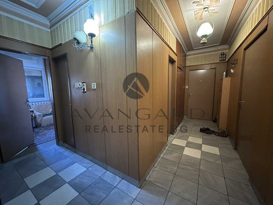 Продава се Тристаен апартамент в Пловдив, Тракия - 86 кв.м за 1512 €/кв.м - Снимка #8