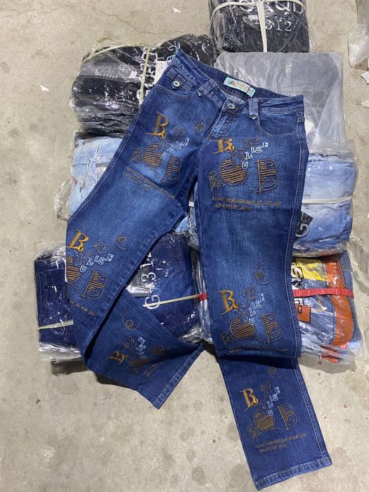 Продам джинсы подростковые