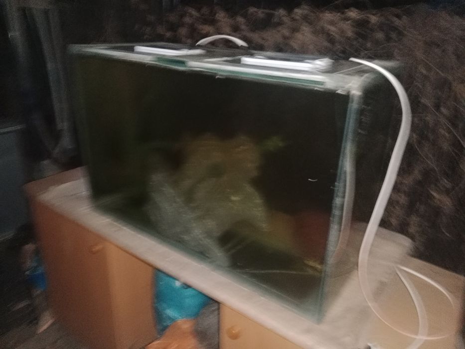 Аквариум 150л + бонусы и рыбки.