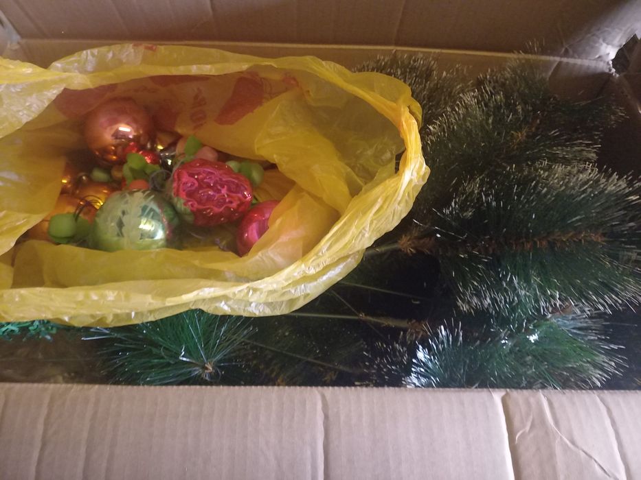 Продам ёлку с игрушками  СССР