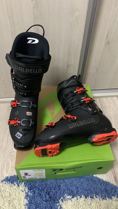 Clapari ski Dalbello ( noi) flex 110