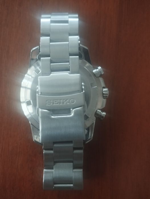 Продам часы Seiko Barcelona кварцевые