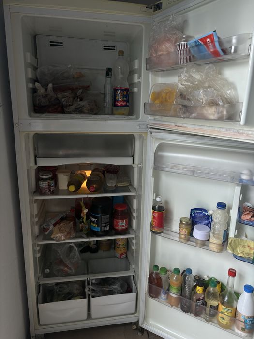 Продам рабочий холодильник