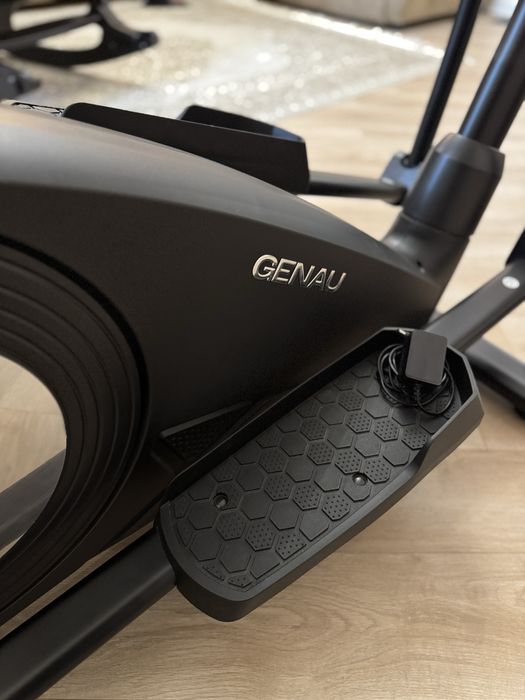 Эллиптический тренажер Genau