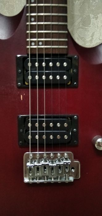 Электрогитара,чехол,кабель