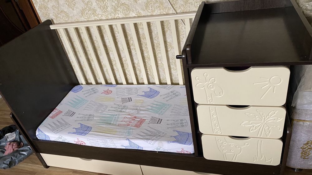 Детский кровать