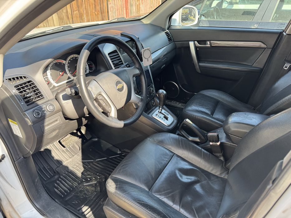 Vand/Schimb Chevrolet Captiva  7 locuri2.0 2009 4x4 automat