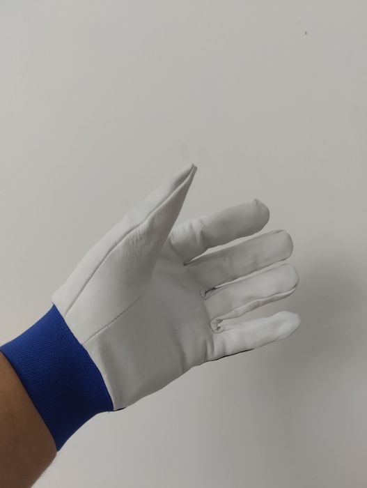 Новые рабочие перчатки