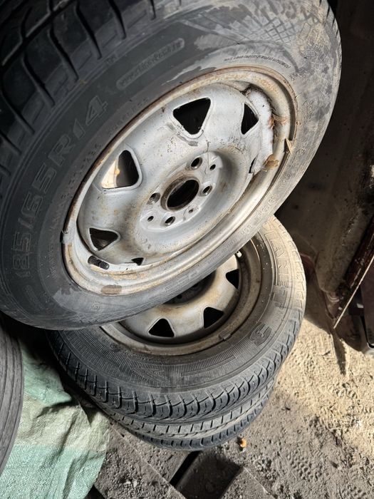 Диски с покрышкой лето ауди 80