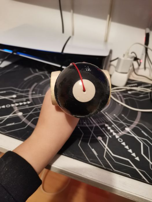 Vând kendama Okendama