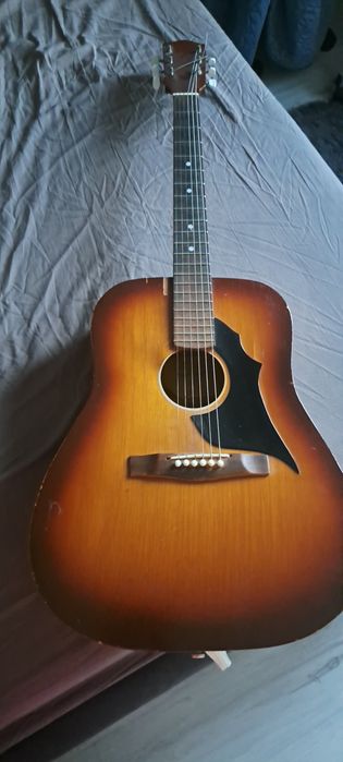 Chitara acustica vintage