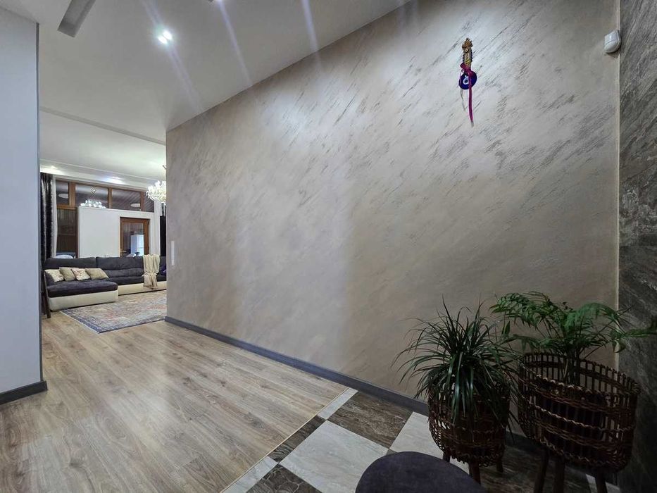 Продам 7 ком. дом мкр. Рахат