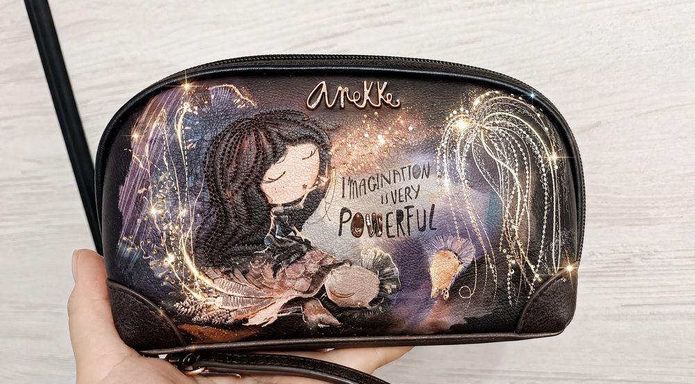 Уникално ново дамско портмоне Anekke