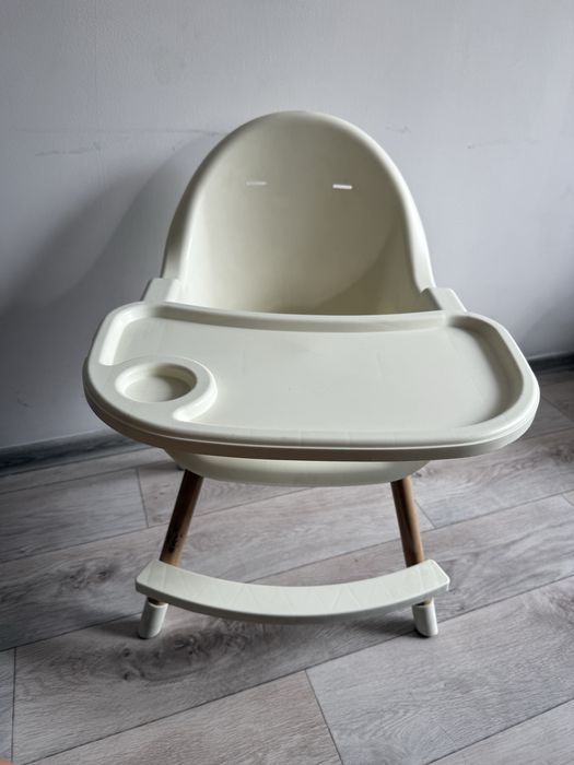 стульчики для кормления hugs