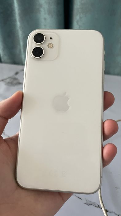 iPhone 11 128 гб, хорошее состояние