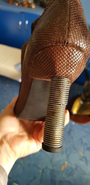 Botine/ghete din piele naturală  numărul 41,noi.