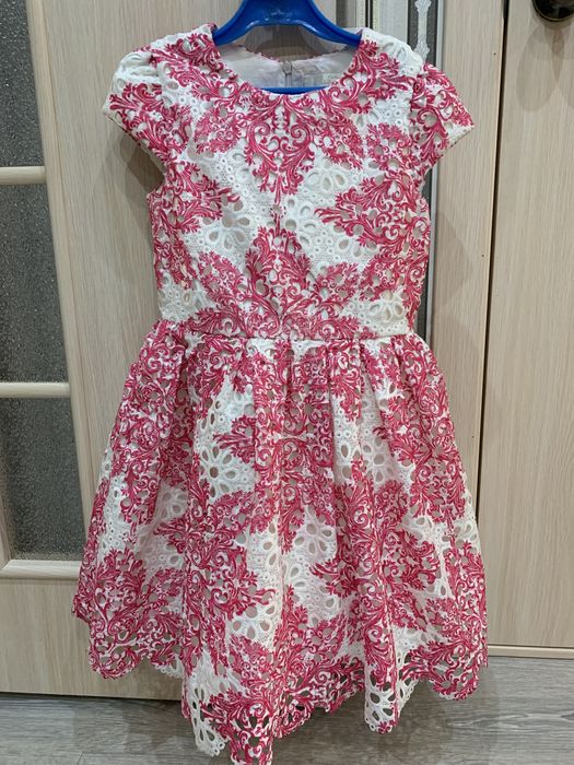 Платье на девочку