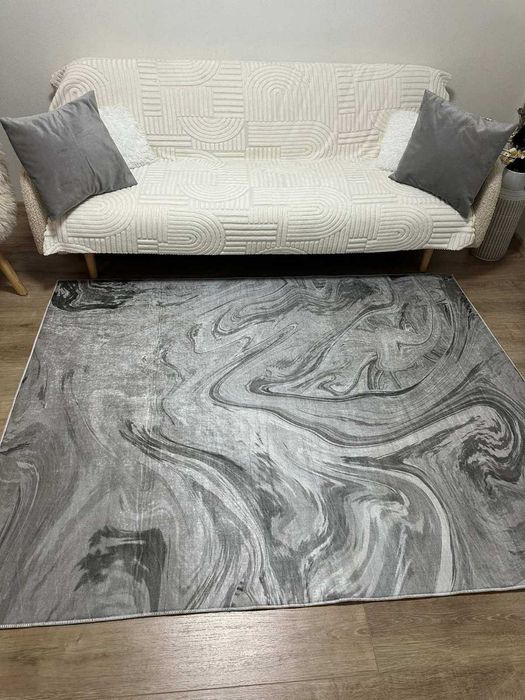 Килими страхтни модели