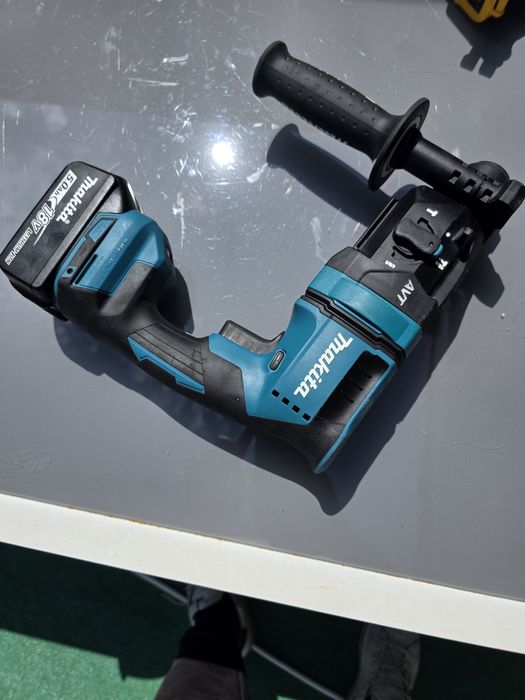 Rotopercutor Makita DHR 182