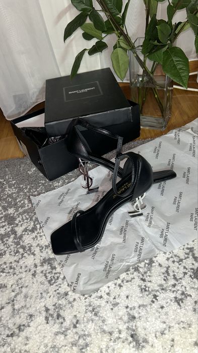 Sandale si Pantofi Ysl piele pe comanda