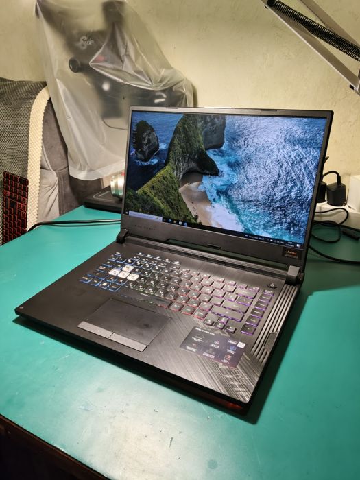 Asus Rog Strix core i7 10750H