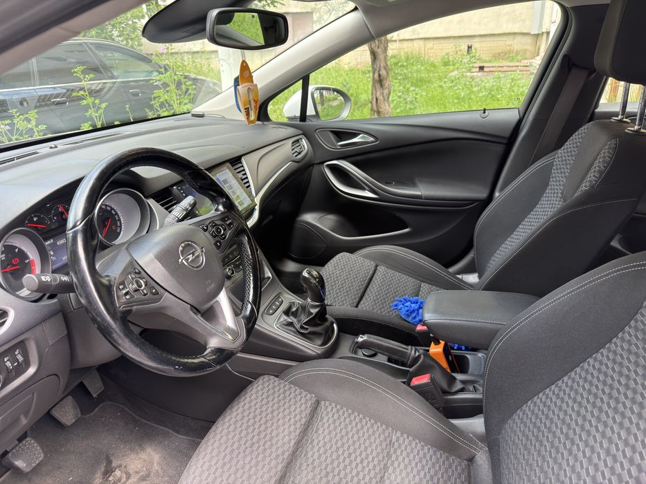 Opel Astra K | Volan și Scaune Încălzite | Lane Assist | Navigație Android | Dublu Climatronic