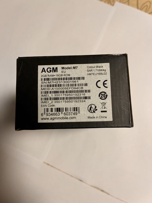 Telefon AGM 600 de lei de vânzare