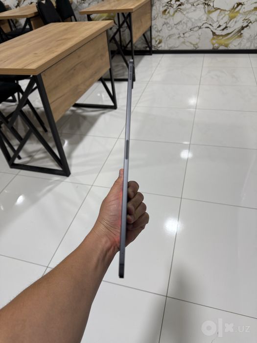 iPad Pro ,,13” M4 sim kartalik (imeykadan o’tgan) + Pencil Pro
