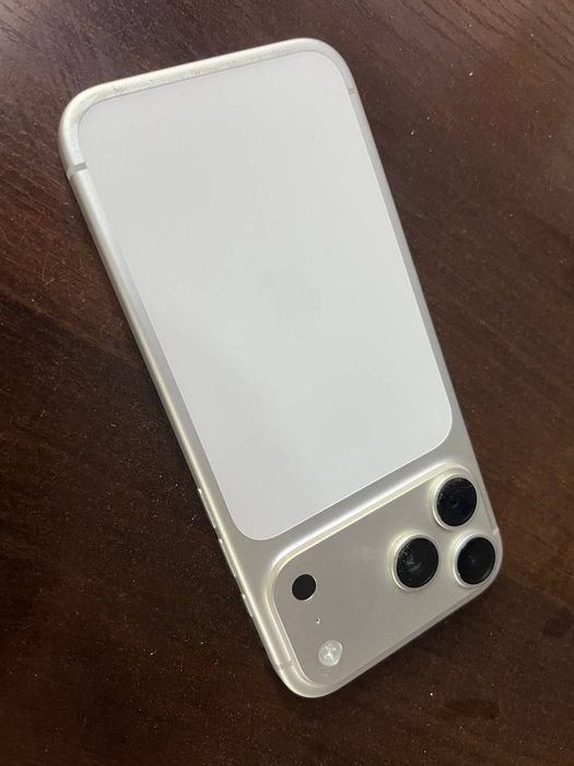 iPhone 17 Pro Max 256 GB сотилади

Яхши ҳолатда. Барча функциялари ишл