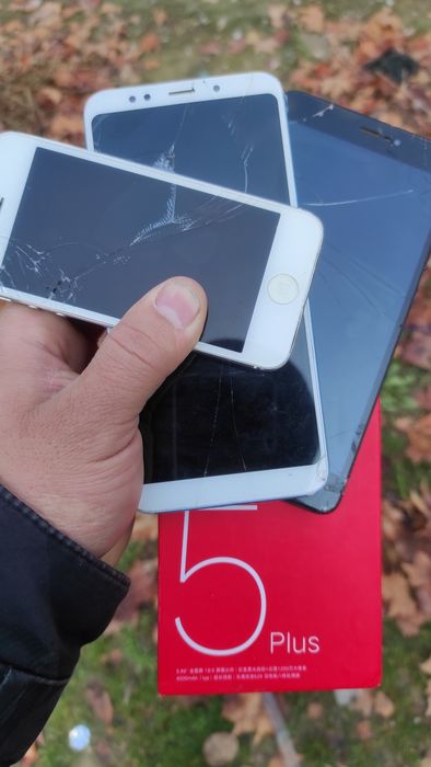 Redmi 5plus +2телфон запчасть все