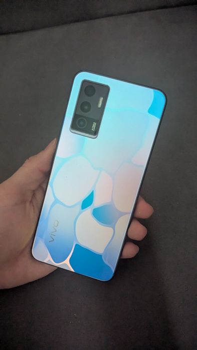 Смартфон Vivo v 23 e