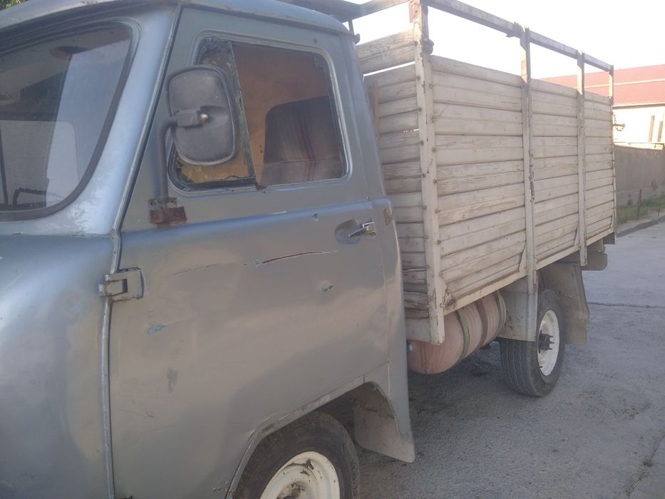 Uaz Holati yaxshi Oladiganlar bulsa tel qilsin