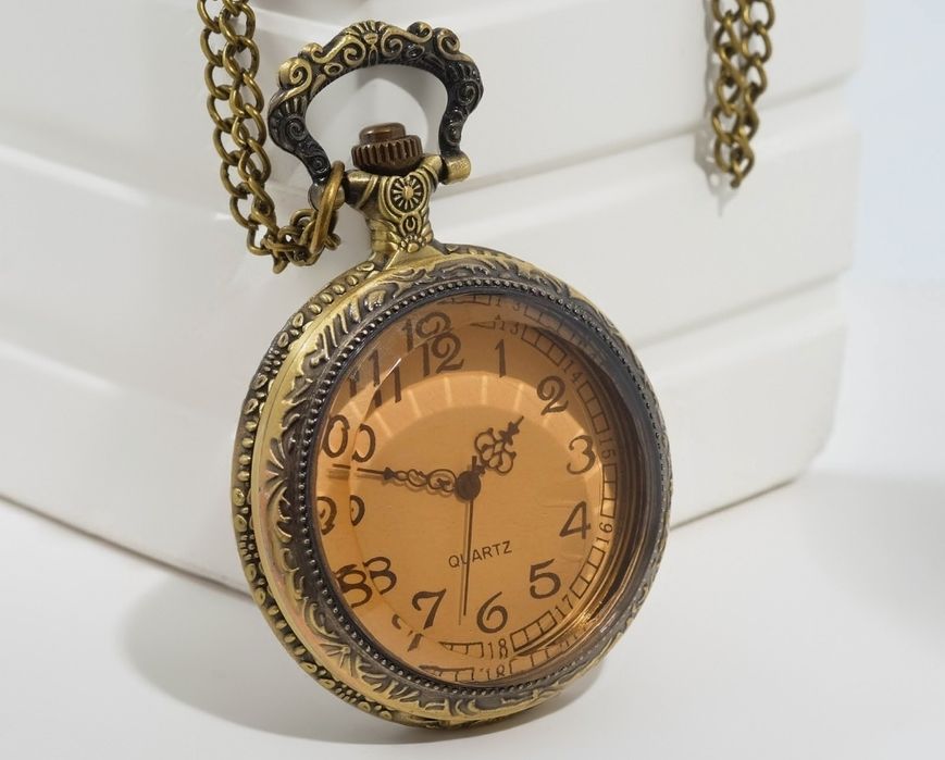 Карманные часы кварцевые