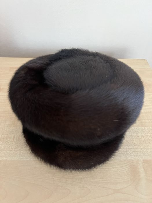 Срочно, Норковая шапка!