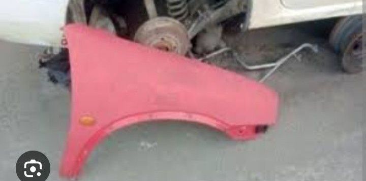 Vand lot corsa b , tot 150 lei