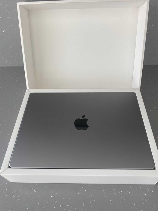 Лаптоп Apple MacBook Pro 14" Apple M2 Pro
