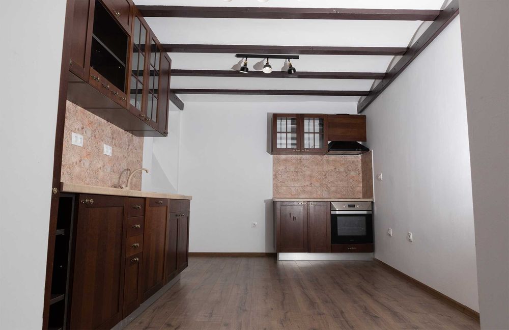 Къща в идеален център на гр.Варна