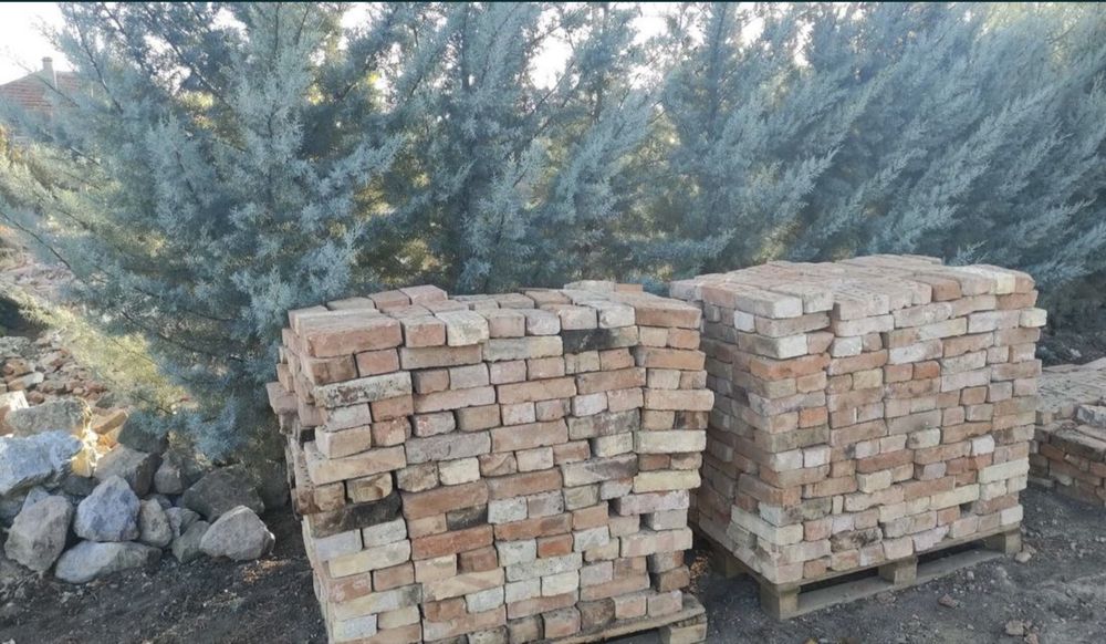 Тухли единичка втора употреба