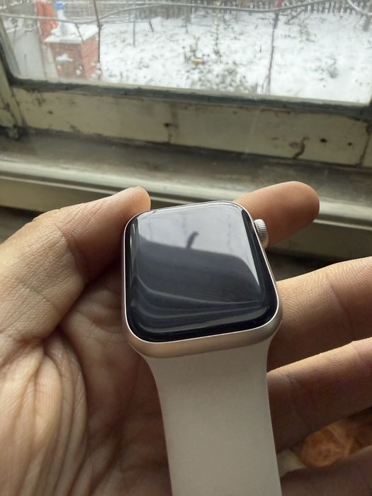 Apple watch SE 3 Gen 3 40 mm 100% baterie