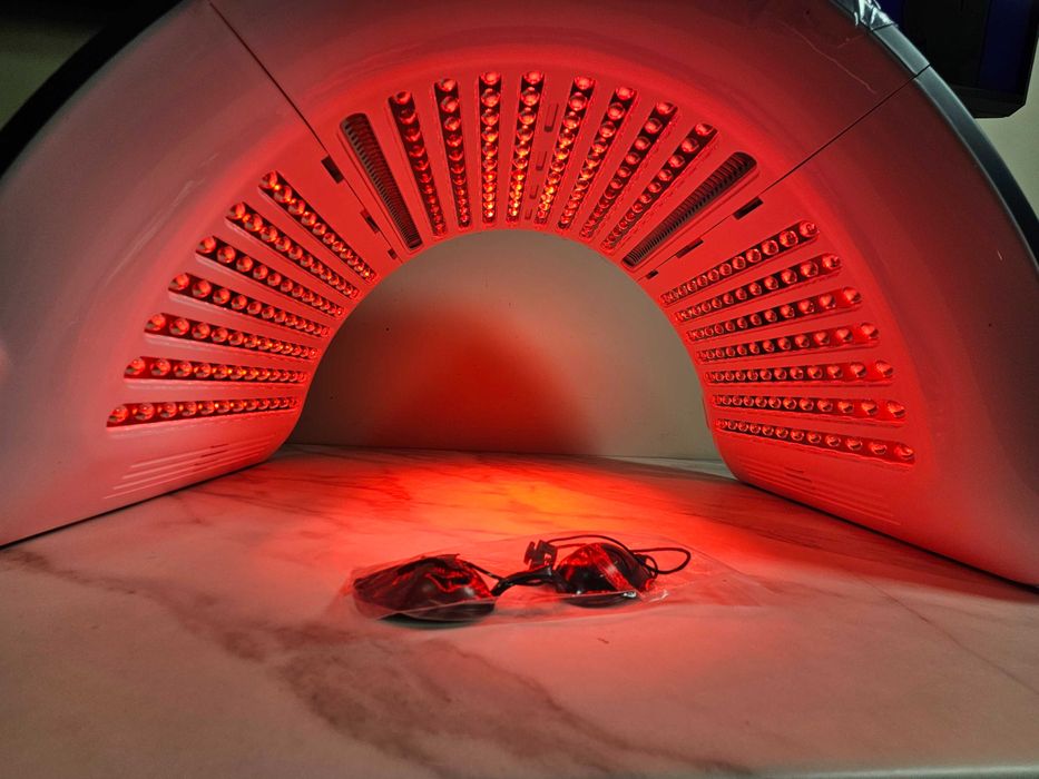 6 Color LED PDT уред за лице – акне, подмладяване, против бръчки