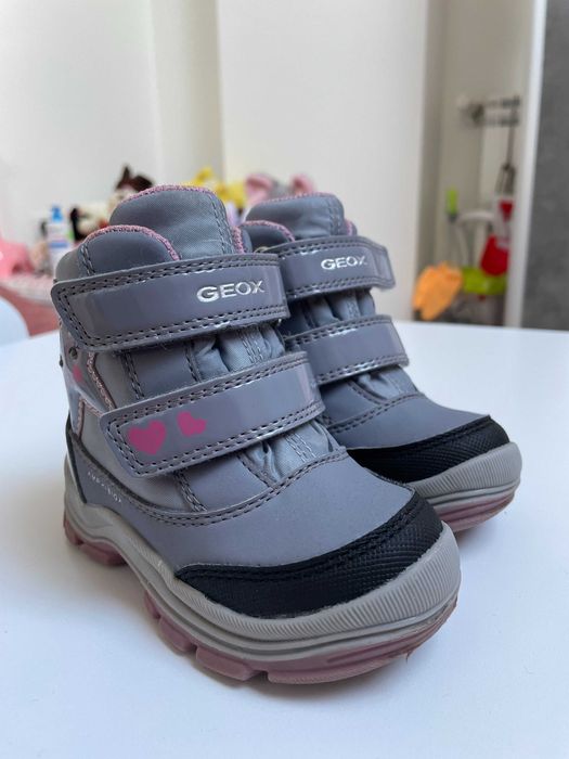 Апрески GEOX / боти с велкро и светещи звездички