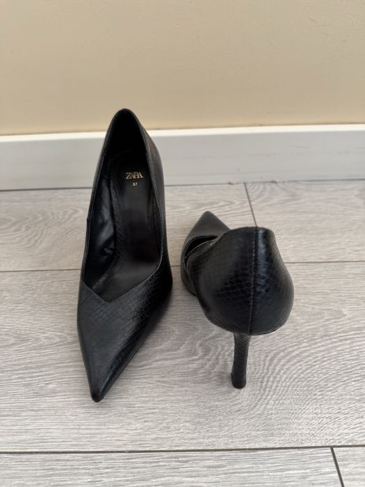 Zara 37 negru 10cm