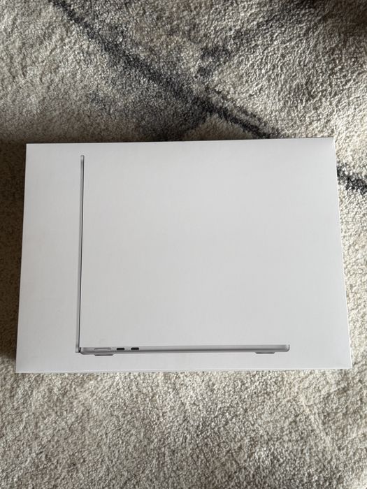 Macbook Air M4 2025 - НОВ!