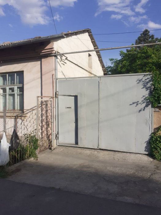 Продается дом в Ташкенте под бизнес идиоальное место дом танец