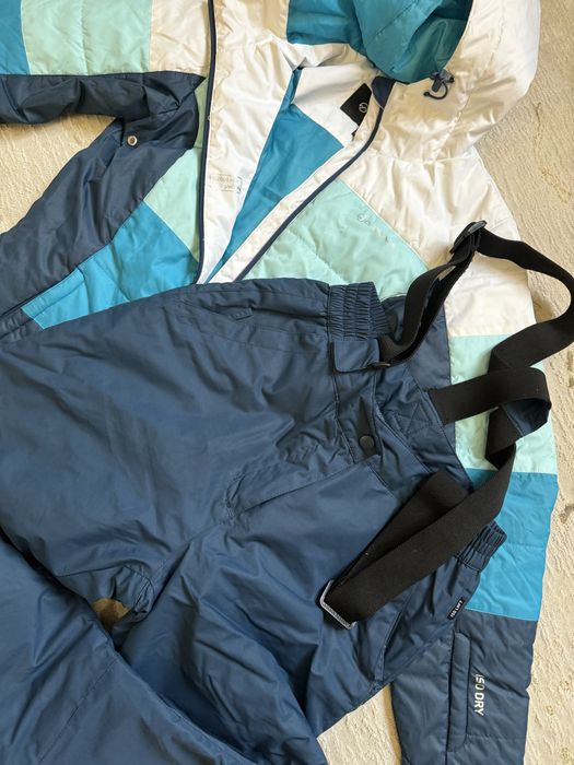 Продам горнолыжный костюм