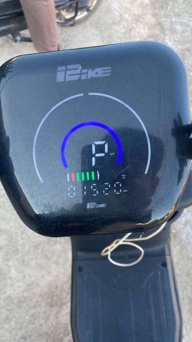 Скутер сатилади таза карап айдалган каски бар demansh 2065 модель