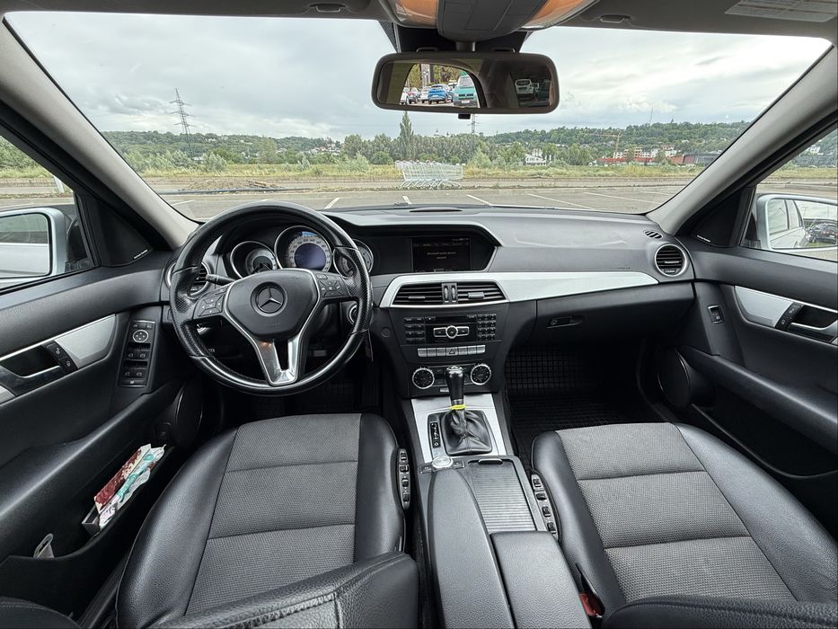 Mercedes C class w204 Facelift